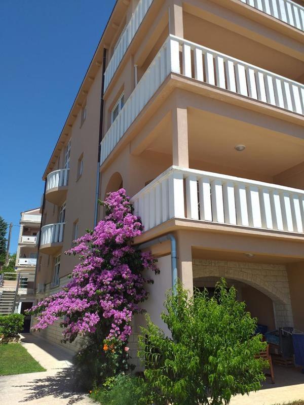 סבטי פטר Villa Hana מראה חיצוני תמונה